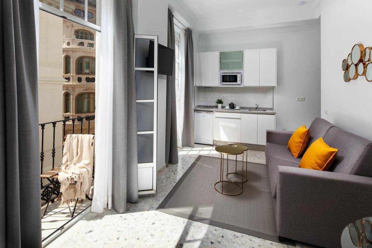 Wanderlust Malaga Apartamentos 3 Exteriör bild